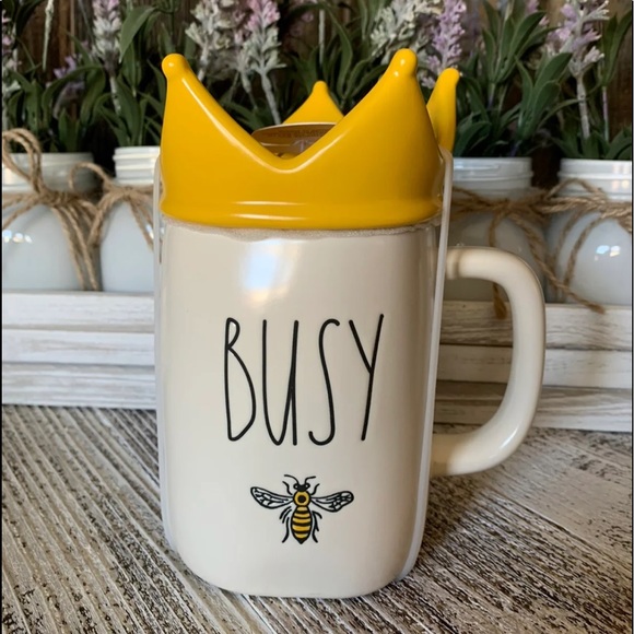 Queen Busy Bee Mug - Picture 2 of 3